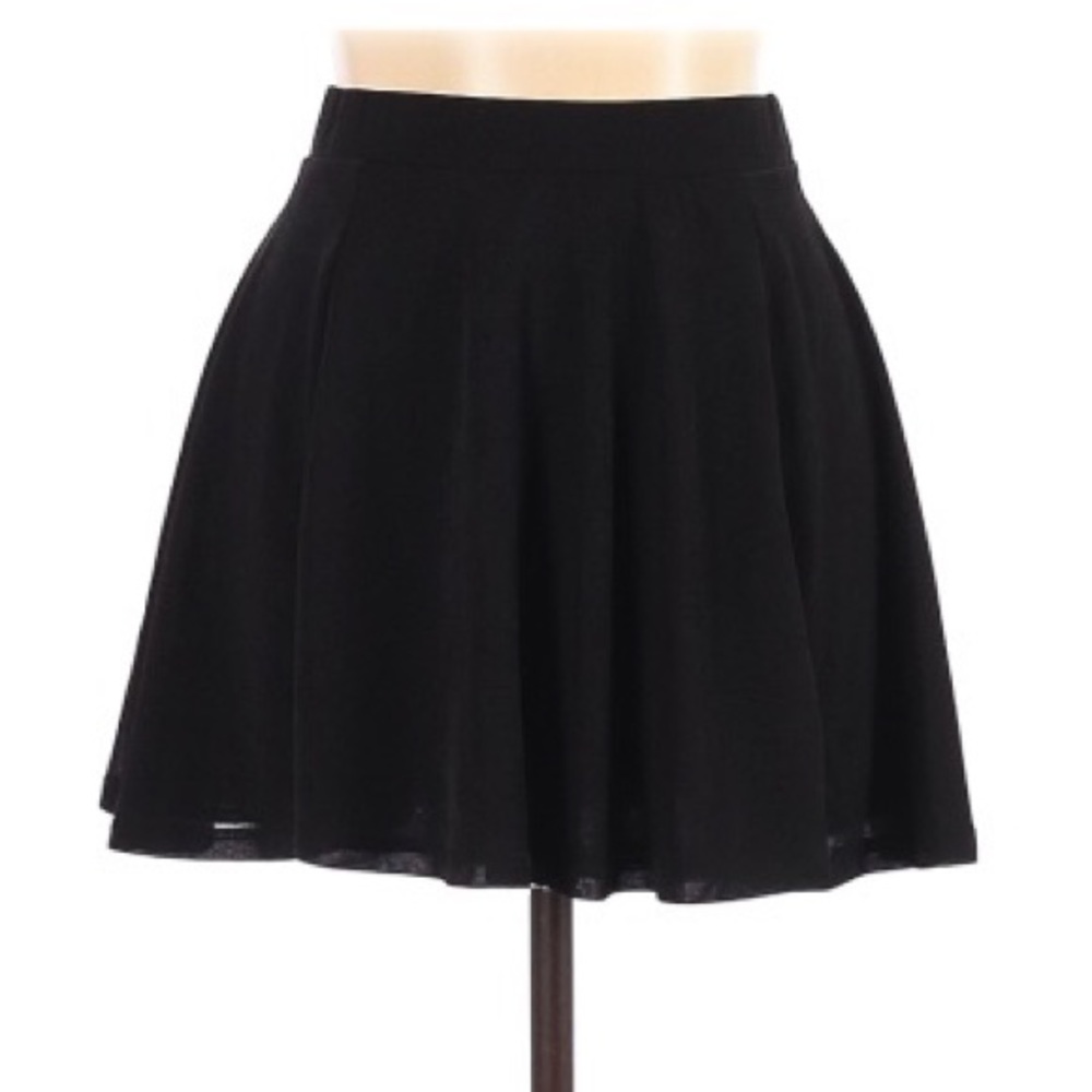 Black skirt